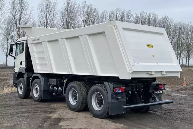 MAN TGS 41.400 BB CH 8x4 Tipper Truck