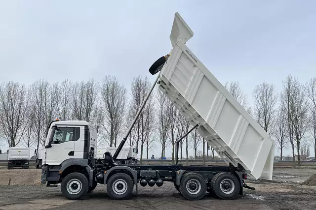 MAN TGS 41.400 BB CH 8x4 Tipper Truck