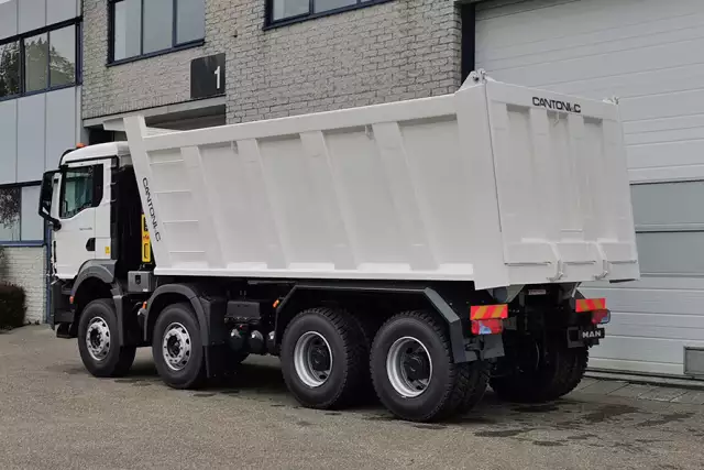 MAN TGS 41.400 BB CH 8x4 Tipper Truck