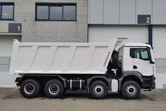 MAN TGS 41.400 BB CH 8x4 Tipper Truck