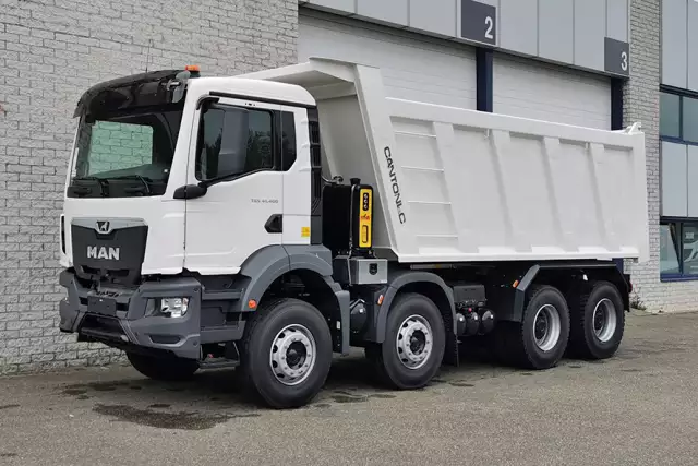 MAN TGS 41.400 BB CH 8x4 Tipper Truck