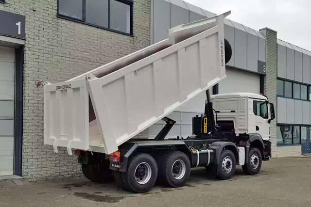 MAN TGS 41.400 BB CH 8x4 Tipper Truck