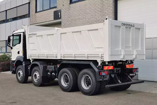 MAN TGS 41.400 BB CH 8x4 Tipper Truck