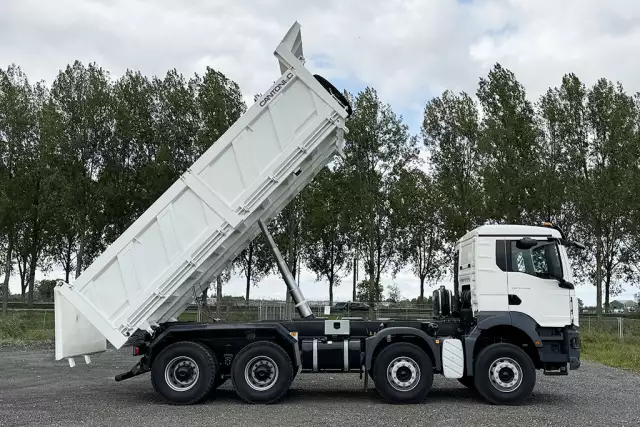 MAN TGS 41.400 BB CH 8x4 Tipper Truck