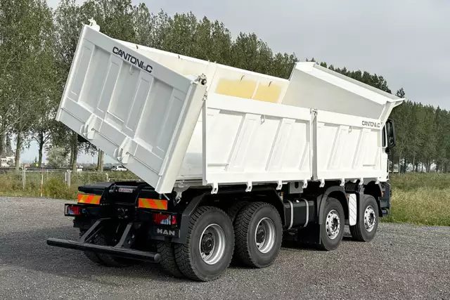 MAN TGS 41.400 BB CH 8x4 Tipper Truck