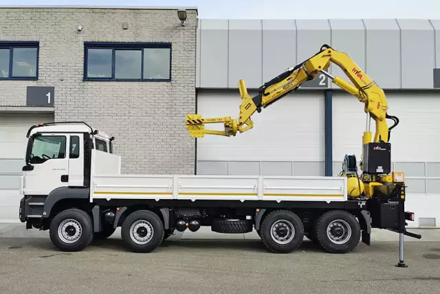 MAN TGS 41.400 BB-WW 8x4 Crane Truck