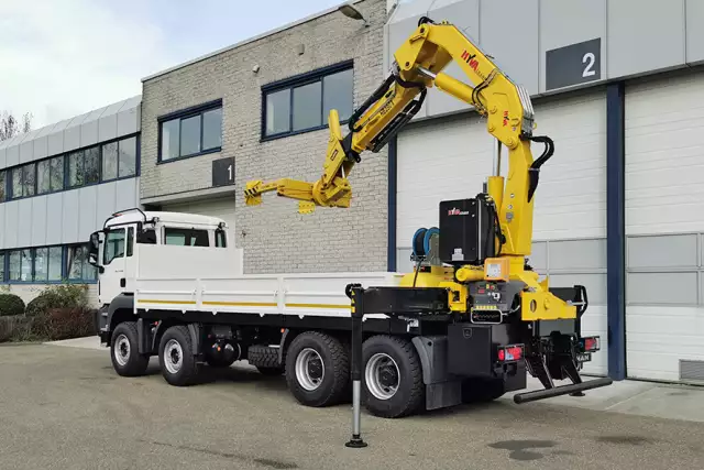 MAN TGS 41.400 BB-WW 8x4 Crane Truck