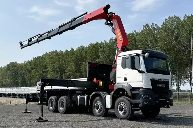 MAN TGS 41.440 BB CH 8x8 Camion grue