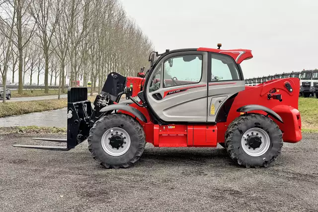 Manitou MHT-X 790 4x4 Telehandler