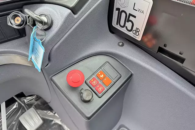 Manitou MHT-X 790 4x4 Telehandler