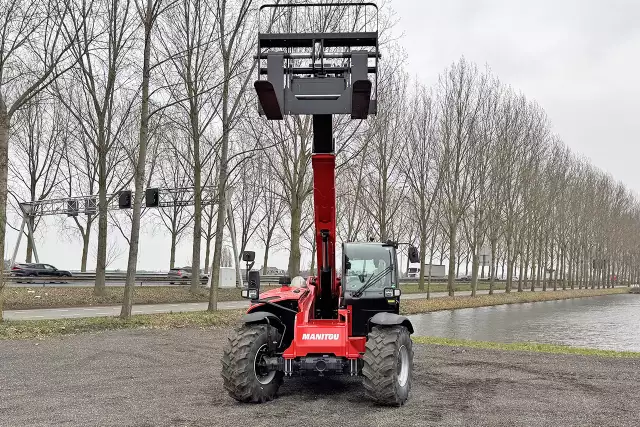 Manitou MHT-X 790 4x4 Telehandler