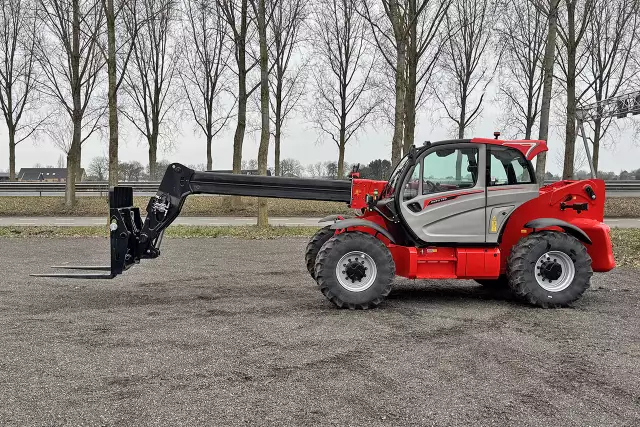Manitou MHT-X 790 4x4 Telehandler