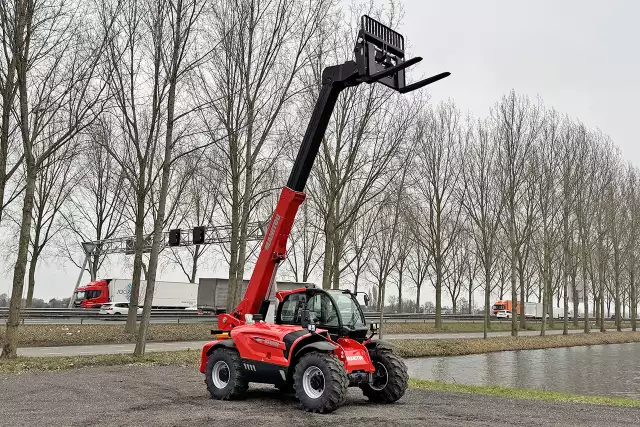 Manitou MHT-X 790 4x4 Telehandler