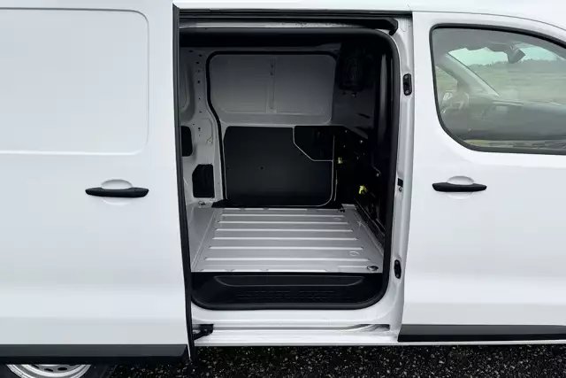 Peugeot Expert Cargo XL L3 4x2 Closed Van