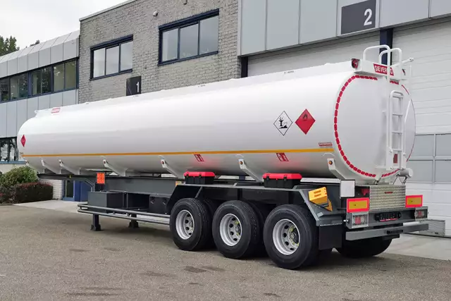 Sievering TSA45-5 ADR 3-Axle Fuel Tank Trailer