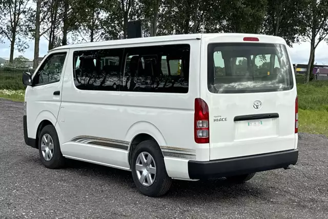 Toyota Hiace Standard