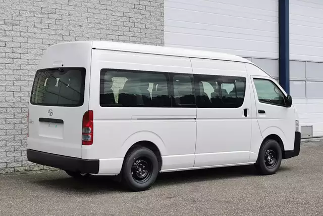 Toyota Hiace GL High Roof 4x2 Mini Bus