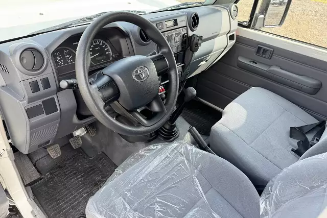 Toyota Land Cruiser HZJ78 4x4 Ambulance