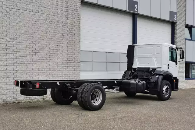 Volkswagen Constellation 17.250 BB CH 4x2 Chassis Cabin