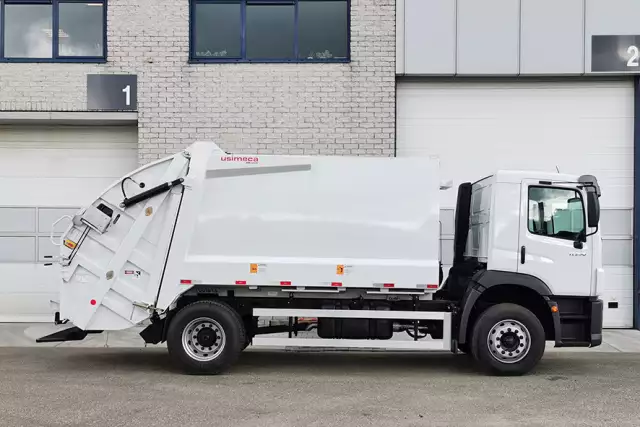 Volkswagen Constellation 17.250 BB CH 4x2 Garbage Collector