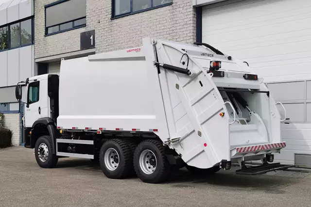 Volkswagen Constellation 31.320 BB CH 6x4 Garbage Collector