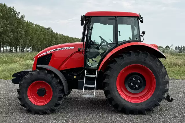 Zetor Forterra CL 135 4x4 Agricultural Tractor